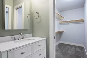 5704 Gloucester Ln, Austin, TX 78723 - Photo 23