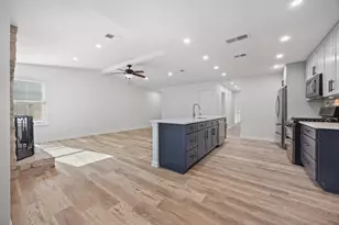 5812 Avery Island Ave, Austin, TX 78727 - Photo 15