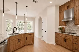 300 High Plains Dr, Dripping Springs, TX 78620 - Photo 9