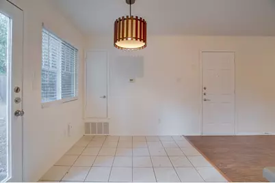7100 Barnsdale Way, Austin, TX 78745 - Photo 9