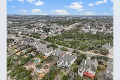 7204 Covered Bridge Drive, Austin, TX 78736 - Photo 33