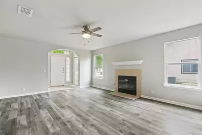 607 Sparkling Brook Lane, Leander, TX 78641 - Photo 15