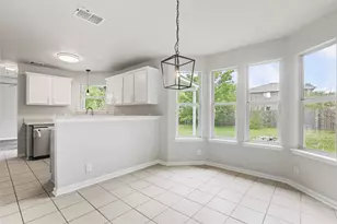 607 Sparkling Brook Ln, Leander, TX 78641 - Photo 9