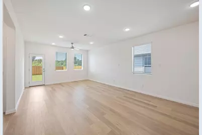 195 Hornet Street, Elgin, TX 78621 - Photo 11