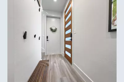 2703 E 3rd Street #2, Austin, TX 78702 - Photo 7