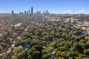 2703 E 3rd St, Austin, TX 78702 - Photo 3