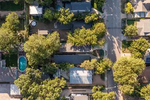 2703 E 3rd St, Austin, TX 78702 - Photo 29