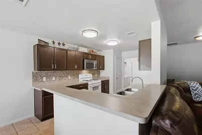 664 Hometown Parkway, Kyle, TX 78640 - Photo 7