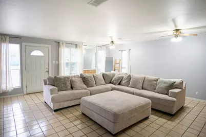 7007 Stonleigh Place, Austin, TX 78744 - Photo 3