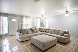 7007 Stonleigh Pl, Austin, TX 78744 - Photo 3