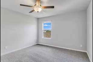 109 Fairmeadow Downs Dr, Hutto, TX 78634 - Photo 17