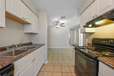 2706 Little Valley Cv #B, Austin, TX 78741 - Photo 5