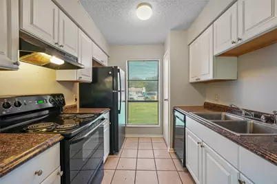 2706 Little Valley Cv #B, Austin, TX 78741 - Photo 3