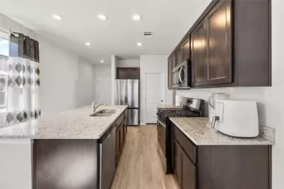 [Address not provided], Elgin, TX 78621 - Photo 5