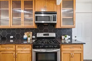6708 Notre Dame Dr, Austin, TX 78723 - Photo 17