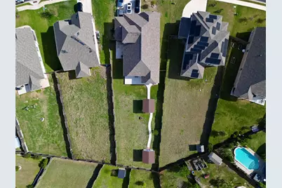 309 Baxendale Street, Hutto, TX 78634 - Photo 33