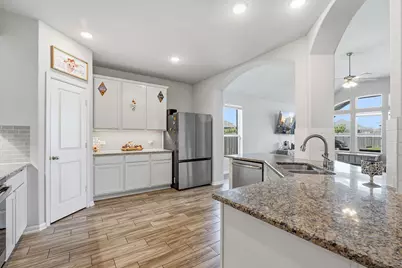 309 Baxendale Street, Hutto, TX 78634 - Photo 11