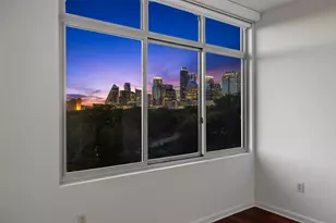 54 Rainey St, Austin, TX 78701 - Photo 25