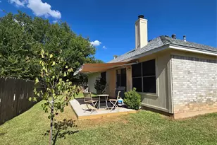 302 Debora Dr, Georgetown, TX 78628 - Photo 27
