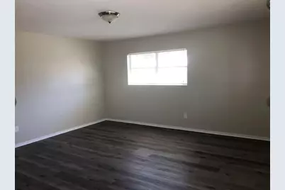 718 Hogan Drive, Rockdale, TX 76567 - Photo 5