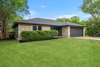 2107 Cindy Lane, Austin, TX 78727 - Photo 3