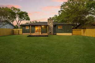 2107 Cindy Ln, Austin, TX 78727 - Photo 33