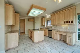 8703 Bluegrass Dr, Austin, TX 78759 - Photo 17