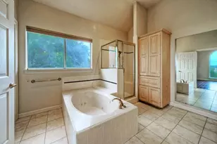 8703 Bluegrass Dr, Austin, TX 78759 - Photo 27