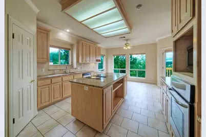 8703 Bluegrass Drive, Austin, TX 78759 - Photo 21