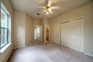 8703 Bluegrass Dr, Austin, TX 78759 - Photo 35