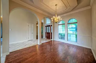 8703 Bluegrass Dr, Austin, TX 78759 - Photo 11