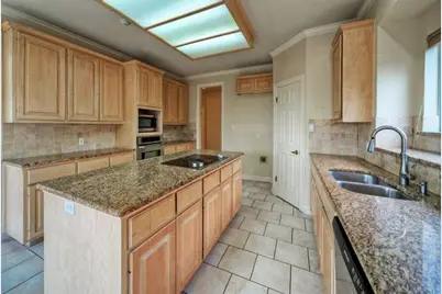 8703 Bluegrass Drive, Austin, TX 78759 - Photo 19