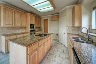 8703 Bluegrass Dr, Austin, TX 78759 - Photo 19