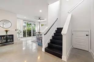 1182 Ridgeway Dr, Austin, TX 78702 - Photo 7