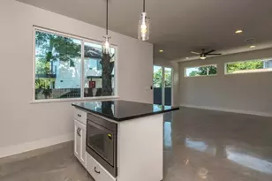 1182 Ridgeway Dr, Austin, TX 78702 - Photo 13