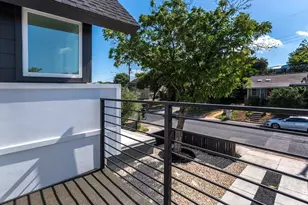 1182 Ridgeway Dr, Austin, TX 78702 - Photo 27