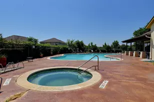2105 Town Centre Dr, Round Rock, TX 78664 - Photo 37