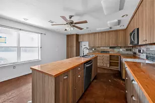 231 Deer Dr, Sunrise Beach, TX 78643 - Photo 17