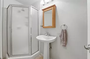 714 Louisiana Ave, Shiner, TX 77984 - Photo 29