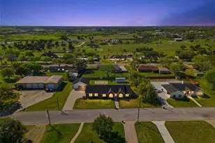 714 Louisiana Ave, Shiner, TX 77984 - Photo 7