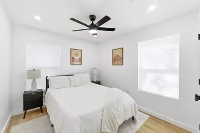 8411 Rockwood Lane, Austin, TX 78757 - Photo 19