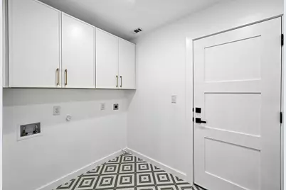 8411 Rockwood Lane, Austin, TX 78757 - Photo 25