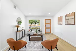 8411 Rockwood Ln, Austin, TX 78757 - Photo 5