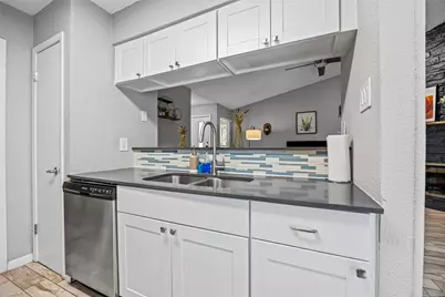 11815 Lochridge Drive, Austin, TX 78758 - Photo 25