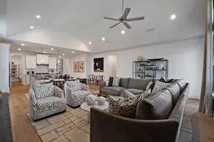 124 Hadleigh Dr, Hutto, TX 78634 - Photo 11