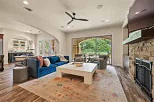 313 Grand Oaks Ln, Georgetown, TX 78628 - Photo 3