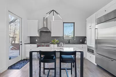 308 Onion Street, Austin, TX 78702 - Photo 9