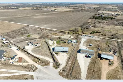20113 Maynard Court, Coupland, TX 78615 - Photo 33