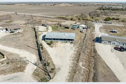 20113 Maynard Court, Coupland, TX 78615 - Photo 3