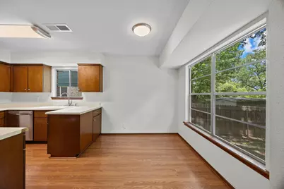 7303 Brookhollow Drive, Austin, TX 78752 - Photo 7